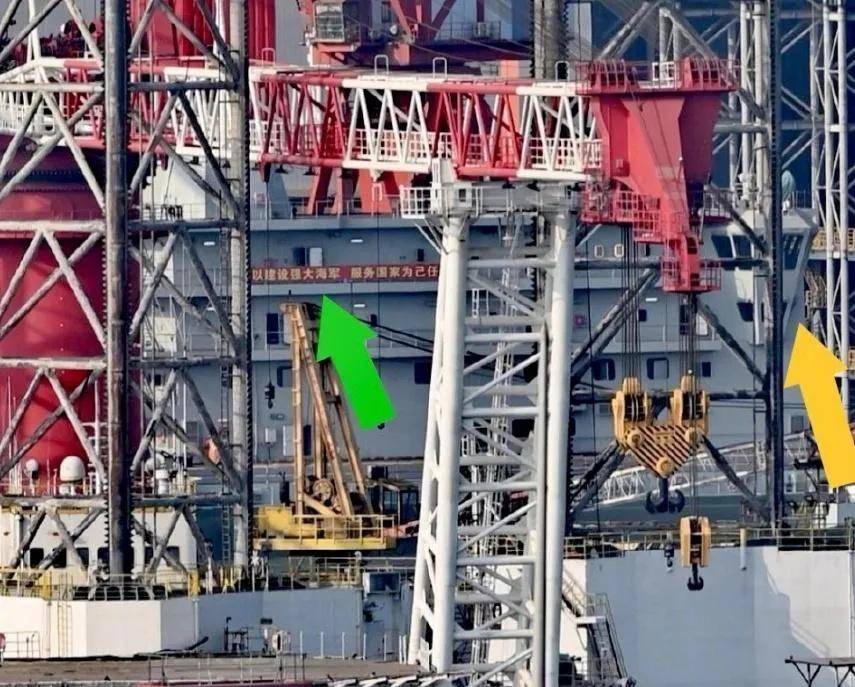 官泄！国产某无人机航母已悄悄服役！中国航母数量已不可查？