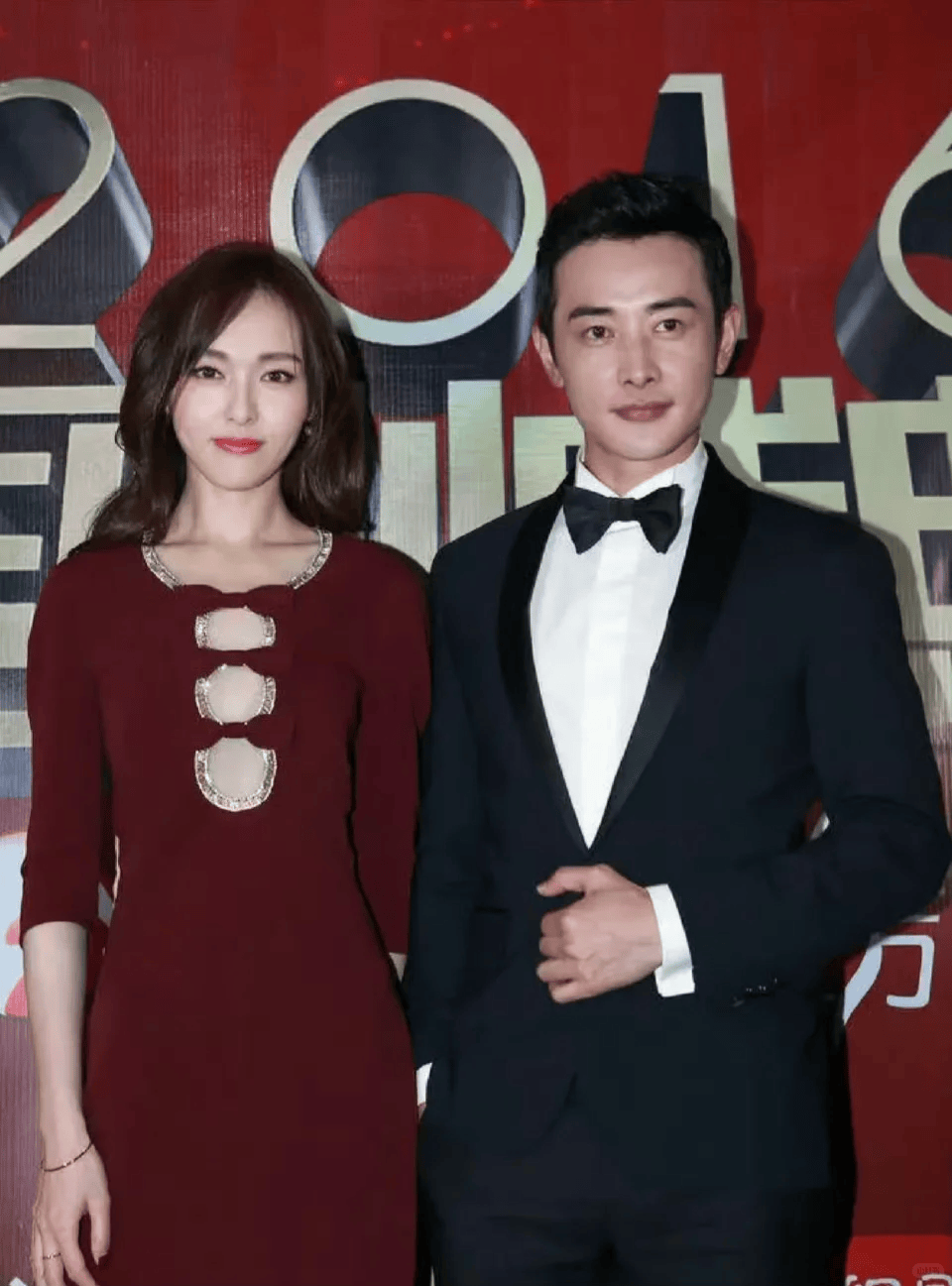 罗晋将在八宝山送别父亲，知情人爆料罗父在老家是领导，罗晋为孝停工一年