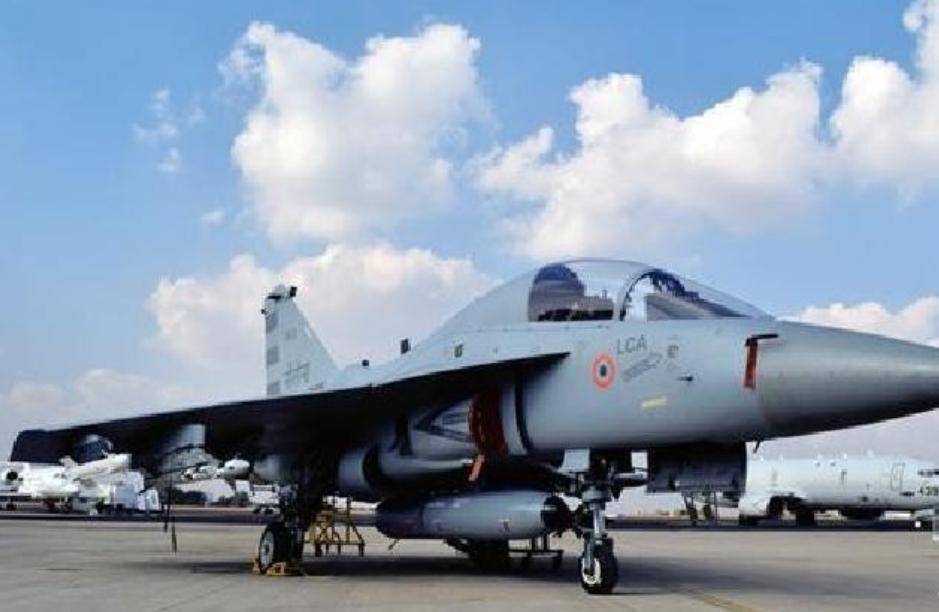 印度战机出事,少将把账算美国头上:F404 毛病拖垮光辉