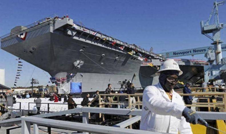 这才是全球最先进航母，战力为辽宁舰6倍，美国海军却笑不出来