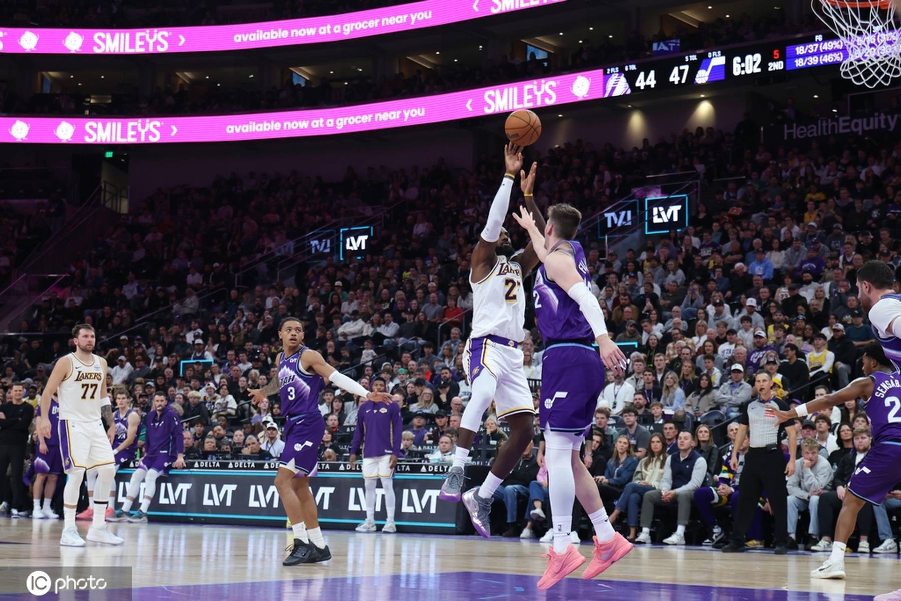 湖人险胜之夜命门再度暴露 老詹已接受三当家新定位?