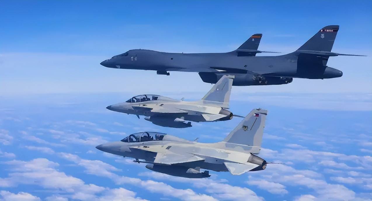 逼中国加速统一?高市早苗死不悔改,中方打法变了,单独通知美国,日本敢打奉陪到底!