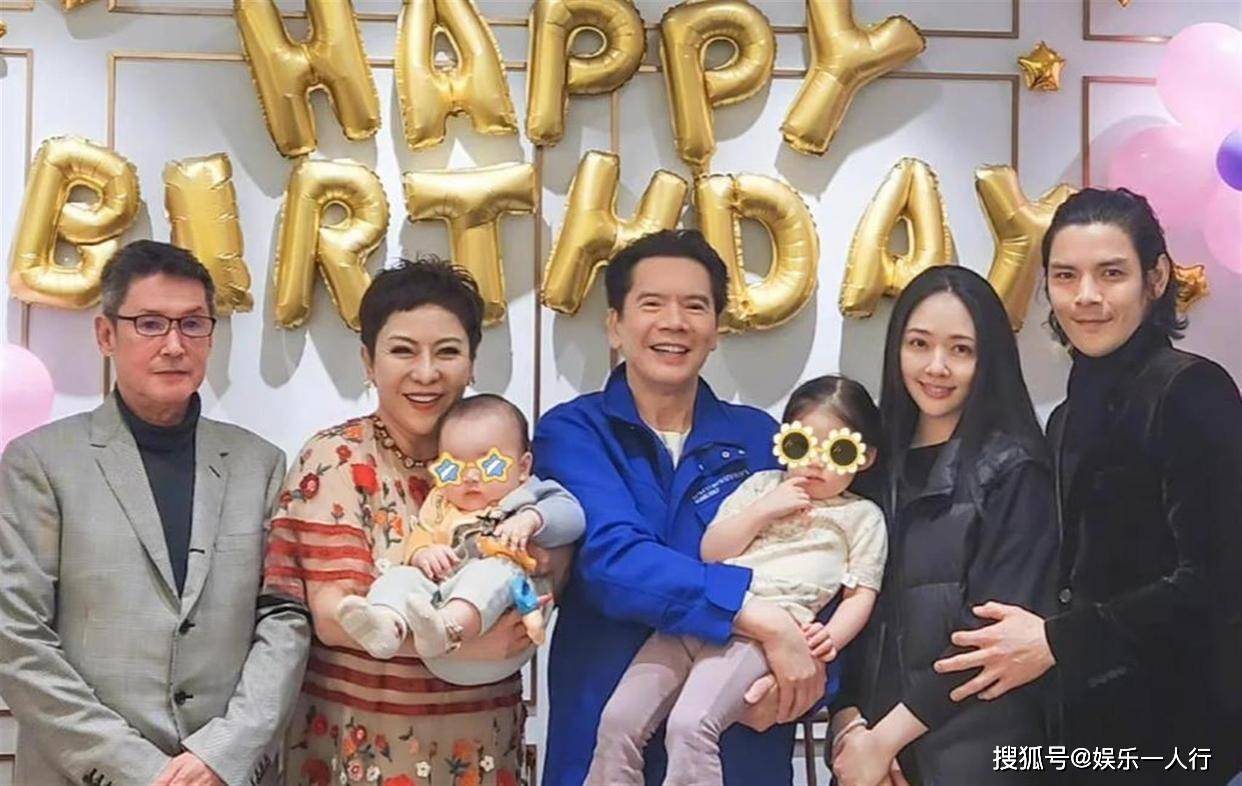 41岁郭碧婷近照曝光！独自扛起父亲医疗费和儿女天价学费，豪门婚姻只剩丧偶式育儿