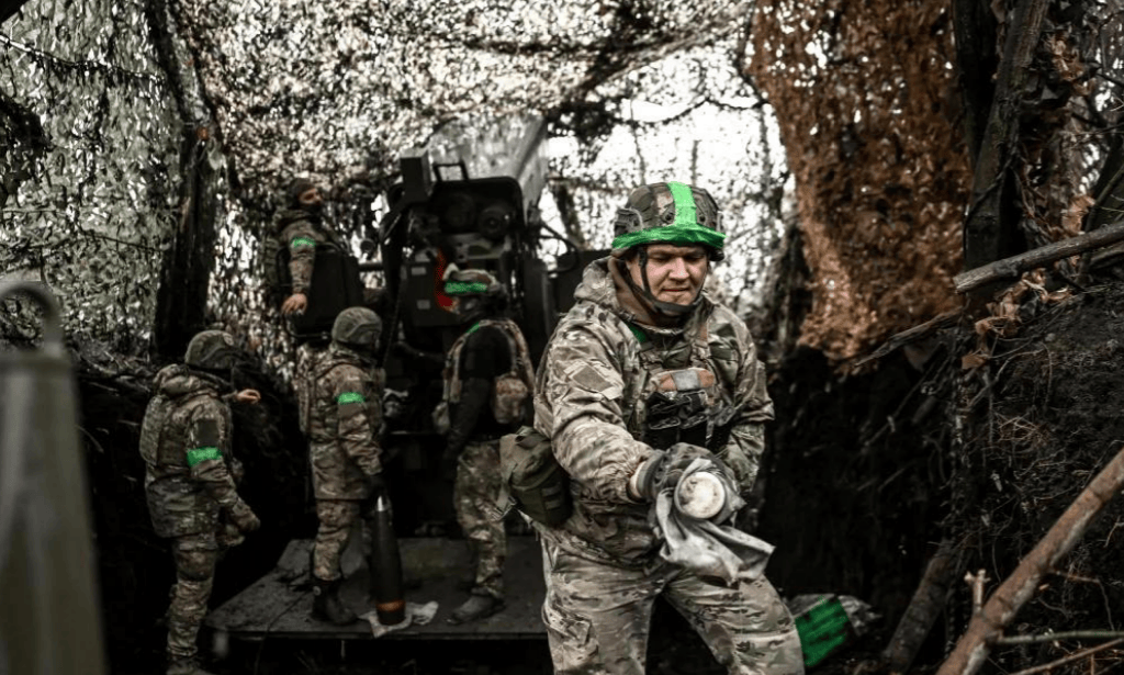 俄罗斯决定放乌克兰一马，莫斯科开出条件，泽连斯基能做到就停战！