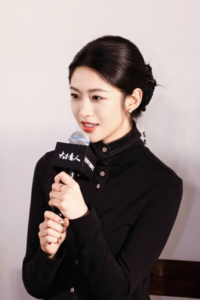 《大生意人》向涵之变美了！同朱亚文演糙汉医女CP感绝佳