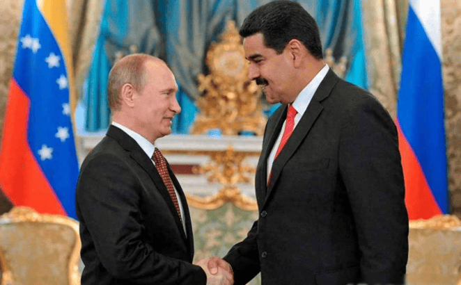 美军压境剑指委内瑞拉,俄罗斯开始撤侨,又一场大战一触即发!