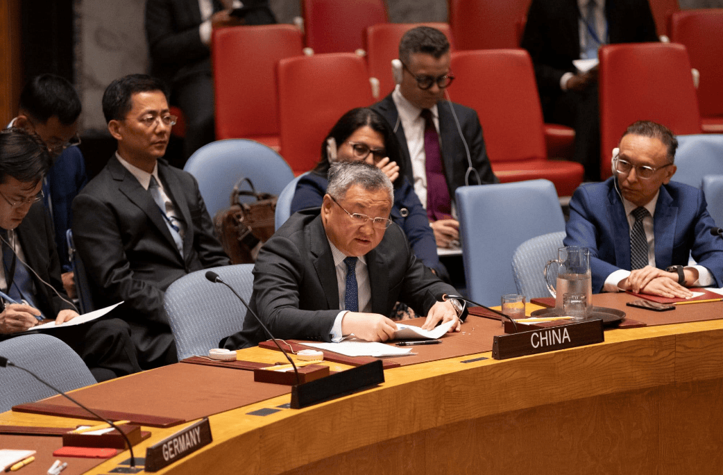 日本船只夜袭钓鱼岛,双方架炮对峙3小时后,中方再次通告联合国!