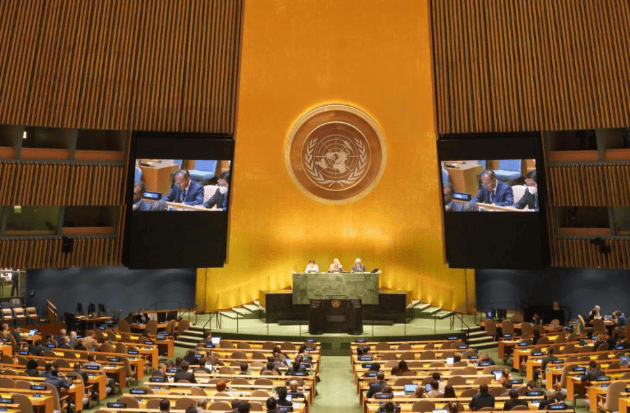 刚得罪完中国，高市早苗又闯大祸，美国也拦不住！日本专家发出警告：她可能被发国际逮捕令