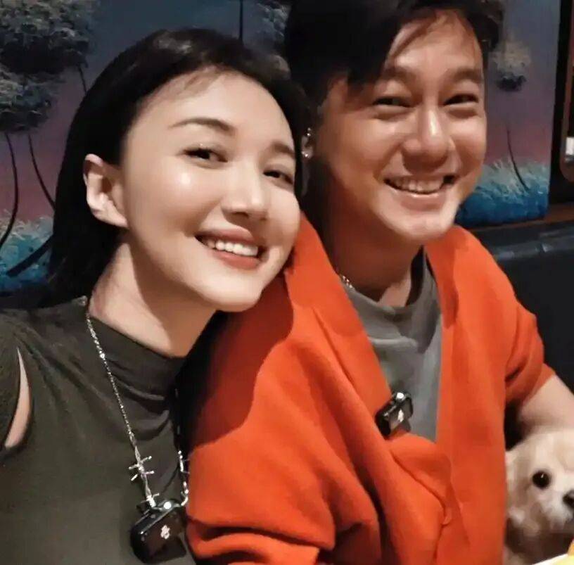 朱孝天被“退出”F4后 妻子含泪回应恶意严重伤害他