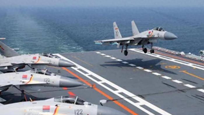 中日战机对峙吃大亏,高市早苗很不服气,美防长称日本将付出代价