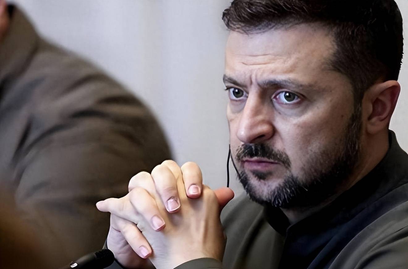 现身库皮扬斯克也没用,泽连斯基承认:美欧不支持乌加入北约,乌克兰已作出妥协!