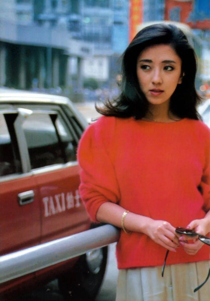 日本女星赤坂丽写真又纯又欲性感火辣!曾为艺术献身