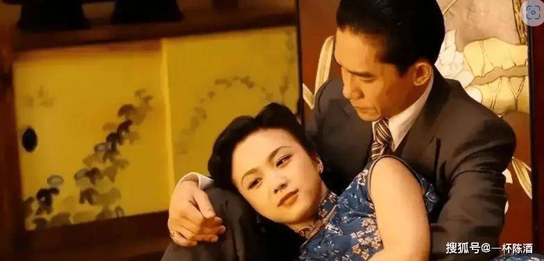 汤唯在《色戒》中的牺牲,远不止那几个镜头,金星都为她鸣不平