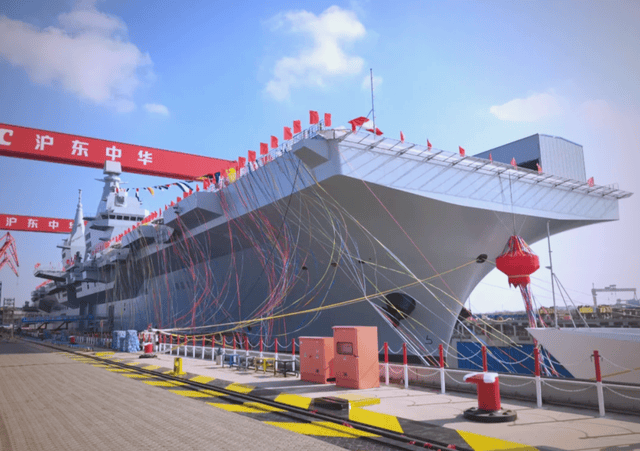 以076为基础,中国量产6万吨级“闪电航母”的必要性分析