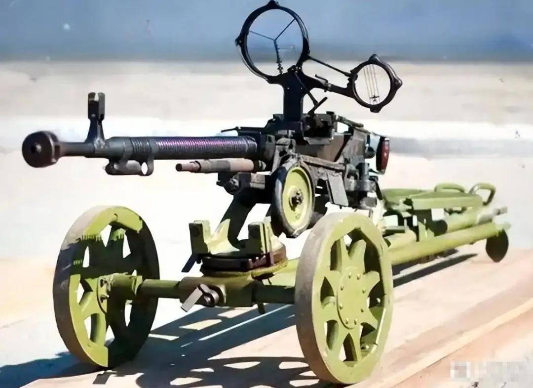 机枪单挑F16?泰国“义和团”VS柬埔寨“军户”,小国打仗太离谱