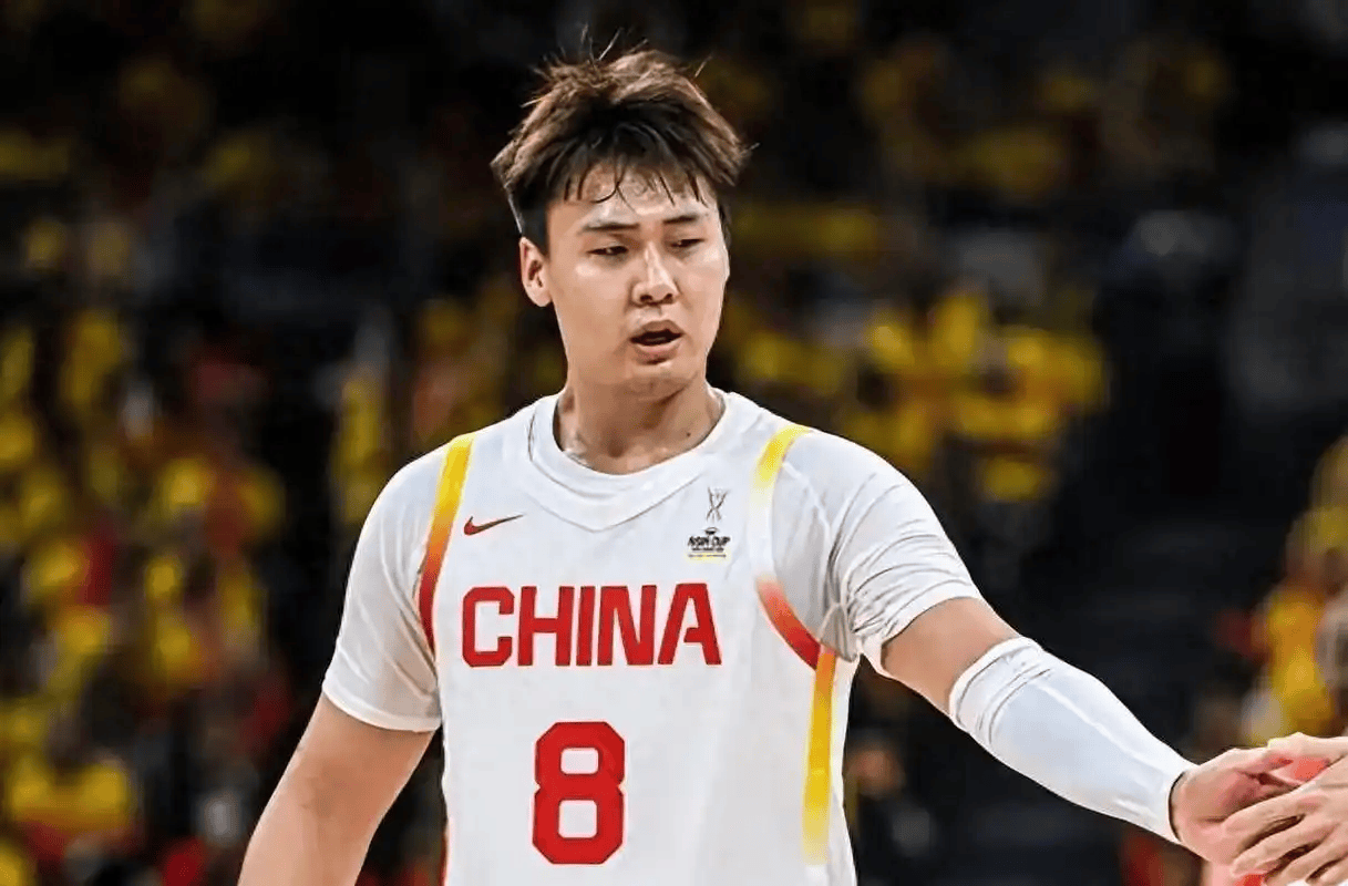 和赵睿传绯闻？女篮美女曝光，30岁，甜妹子，热情，公布择偶标准