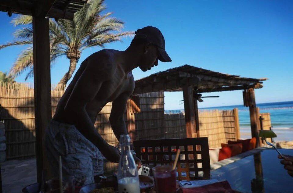 原创             曝巴萨同意买断，拉什福德愿助逼宫曼联！暗讽红魔没雄心待不下去