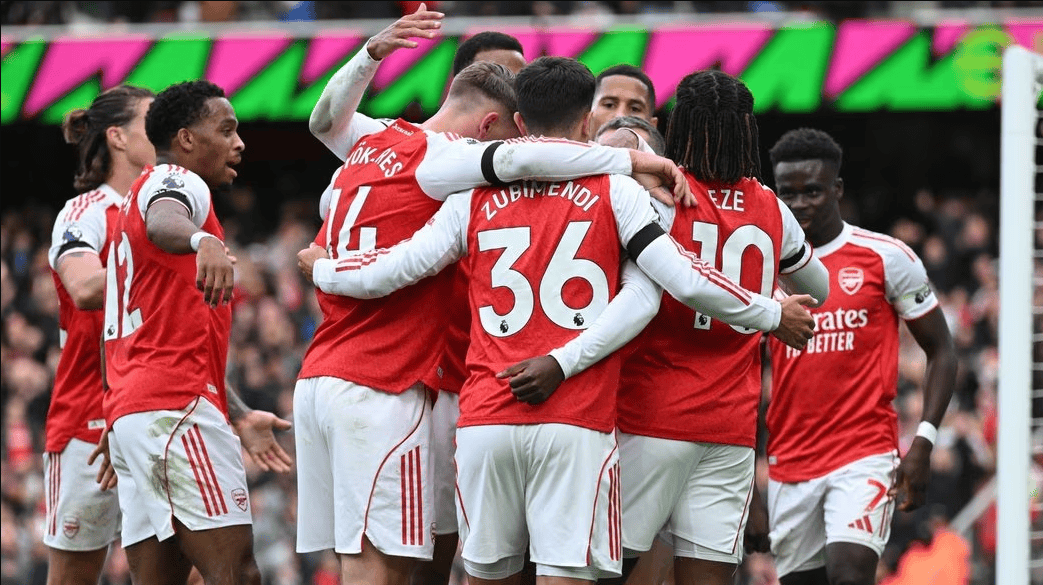 1-20-3！英超13亿豪门遇苦主6次翻车136亿圣诞对决不胜=让出榜首英超联赛免费高清直播+实时赛程+积分预测（2025赛季全覆盖）