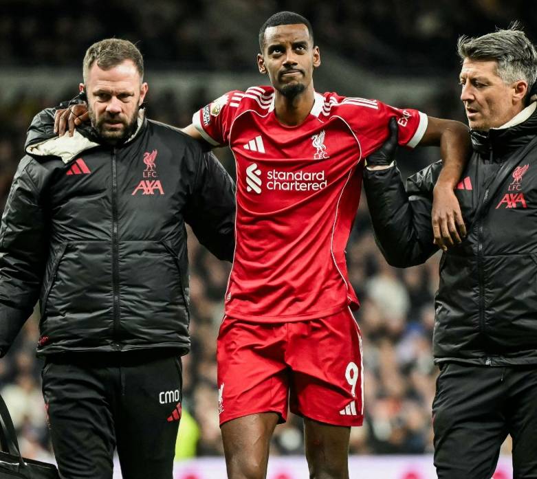 原创             花了5亿还要买射手？曝利物浦冬窗租借罗德里戈，顶替1.3亿伊萨克