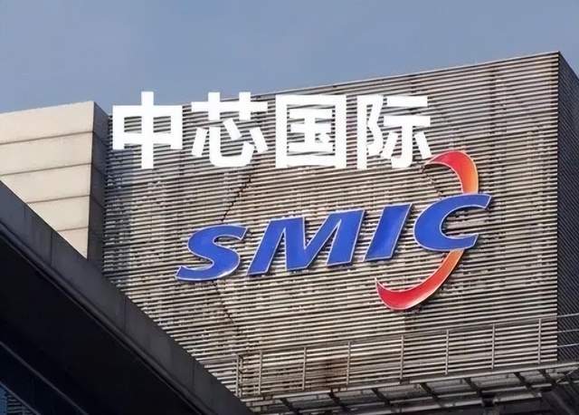 美国报告：美国AI芯片性能是中国5倍，产能是中国20倍