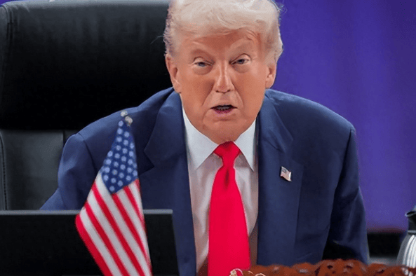 事态严重了！伊朗总统摊牌：伊朗正与美国、以色列和欧盟全面开战？