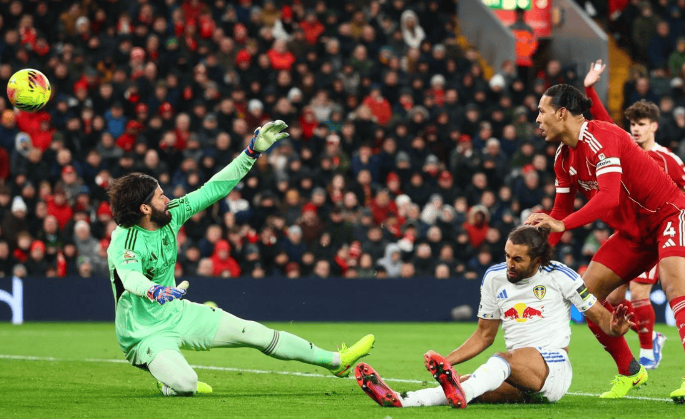 英超最新积分战报：两大豪门意外翻车阿英格兰足球超级联赛森纳扩大优势