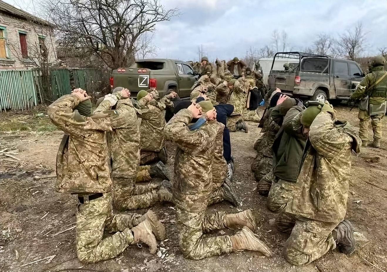 俄军没想到,一天占领乌15座无抵抗阵地!乌军出现逃兵潮,美媒调整俄军胜利时间表