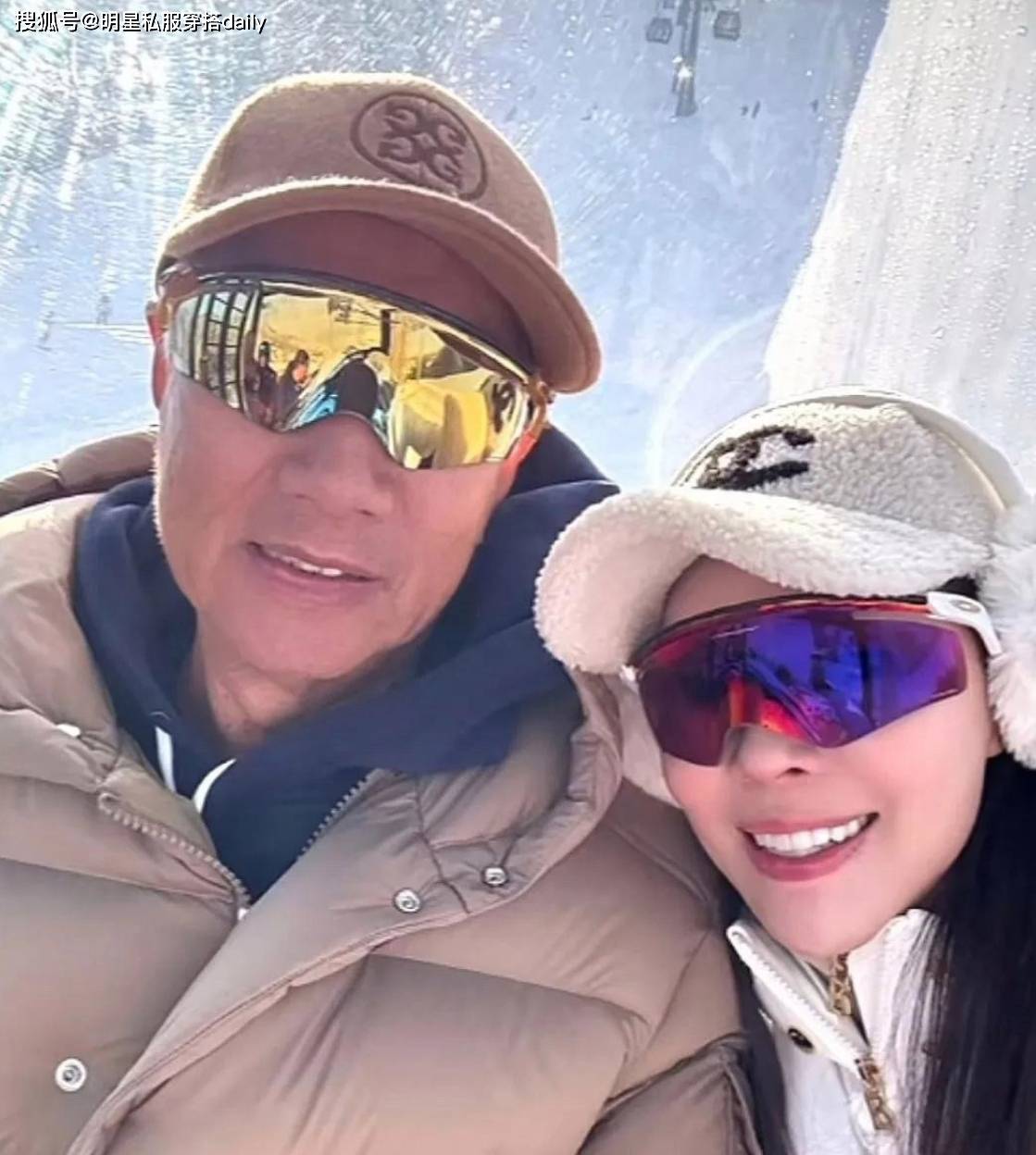 75岁郭台铭与51岁美貌妻子曾馨莹同框！同框3子女像极了祖孙三代