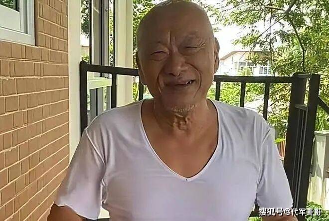81岁凌峰近况曝光！隐居泰国，妻女失联，一个人孤苦伶仃生活