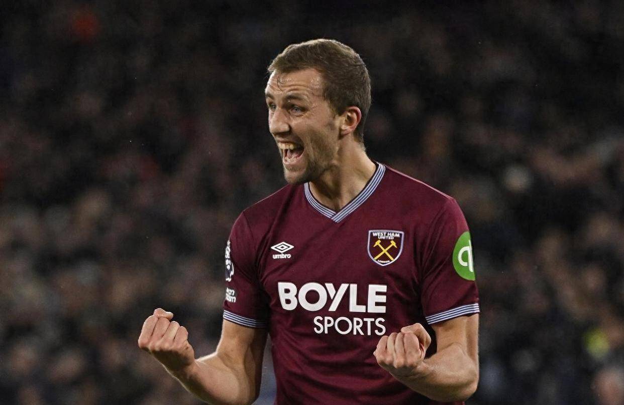 “英超联赛免费高清直播+实时赛程+积分预测