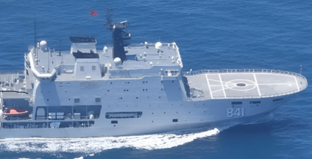 1.3万吨“奶妈”铭牌曝光,实锤中国核潜艇进“疯狂产单”模式!