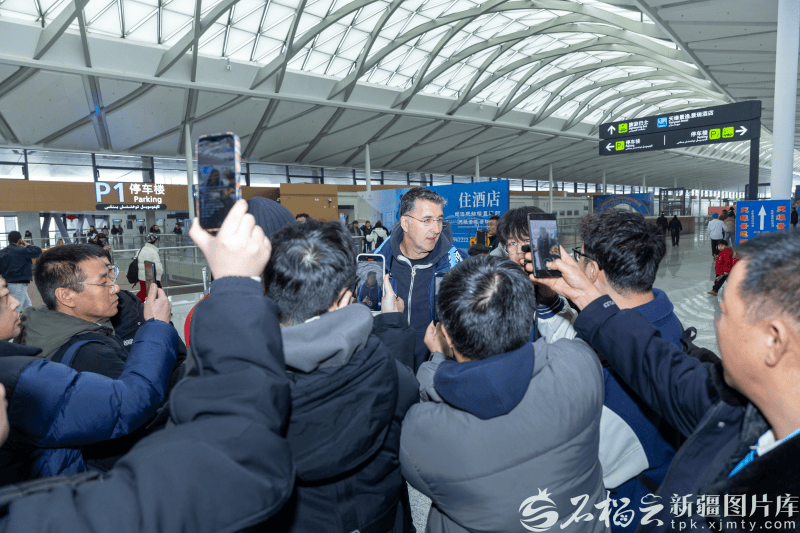 欧洲篮球联赛中文网__赛程比分+球队资讯+盘口分析格兰抵达乌鲁木齐 担任飞虎执行教练进入倒计时