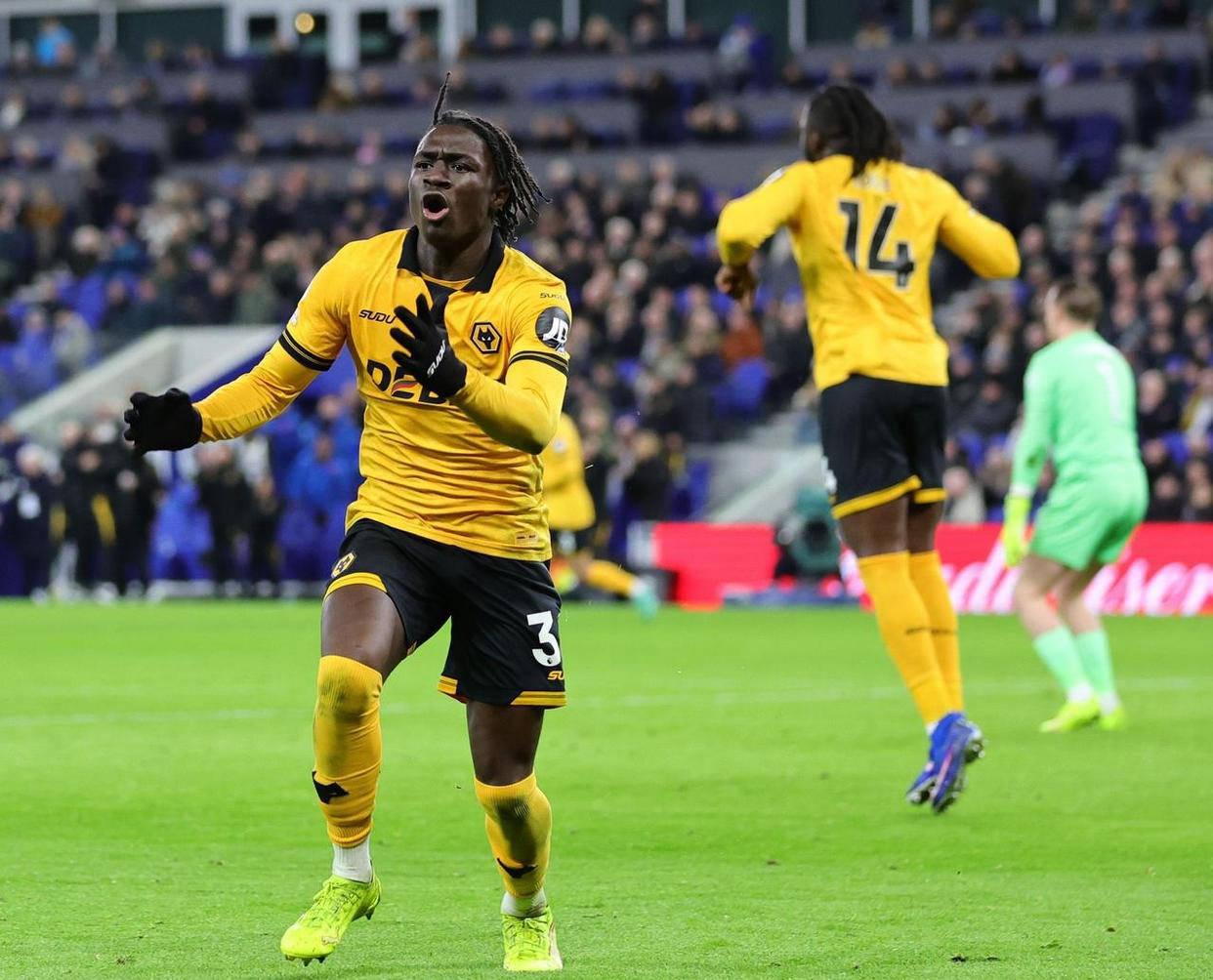 “英超联赛免费高清直播+实时赛程+积分预测