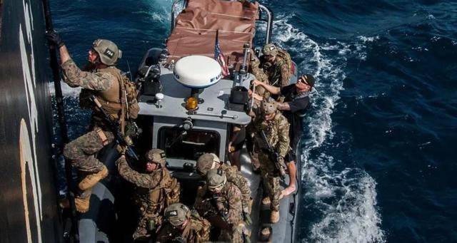 特朗普自封“委内瑞拉代总统”!还要袭击伊朗?中国亮剑不许生乱