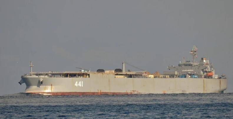 中国主导金砖国家军演，伊朗12万吨超级巨舰亮相，把052D的风头都抢了？