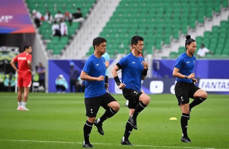 英格兰足球超级联赛英联赛杯：纽卡斯尔联VS曼彻斯特城赛前数据前瞻与比分预测