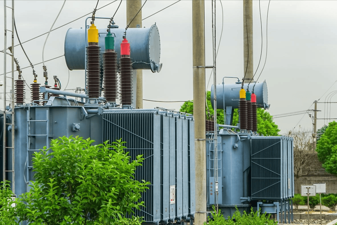 从芯片制裁到变压器被抢购，大反转来了，为何中国一器难求？