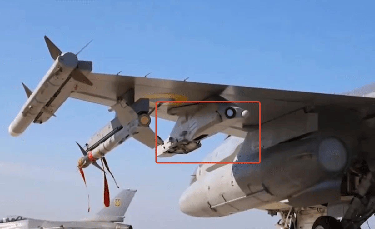 两发导弹精准击落F-16！俄罗斯S-300再添战功，枭龙的含金量仍在上升？