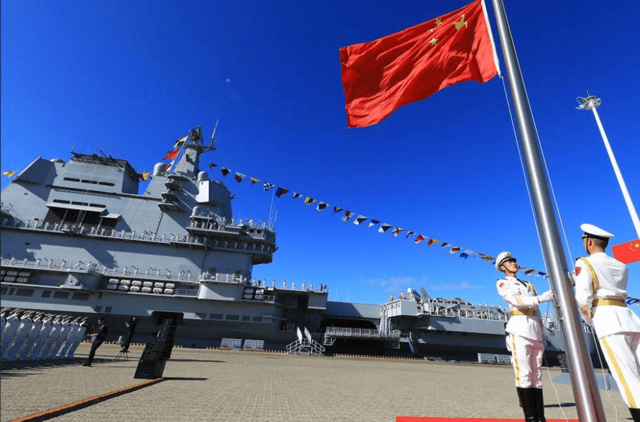 军演还没落幕，伊朗舰队临时退出，中方回了13字，对美叫停三件事