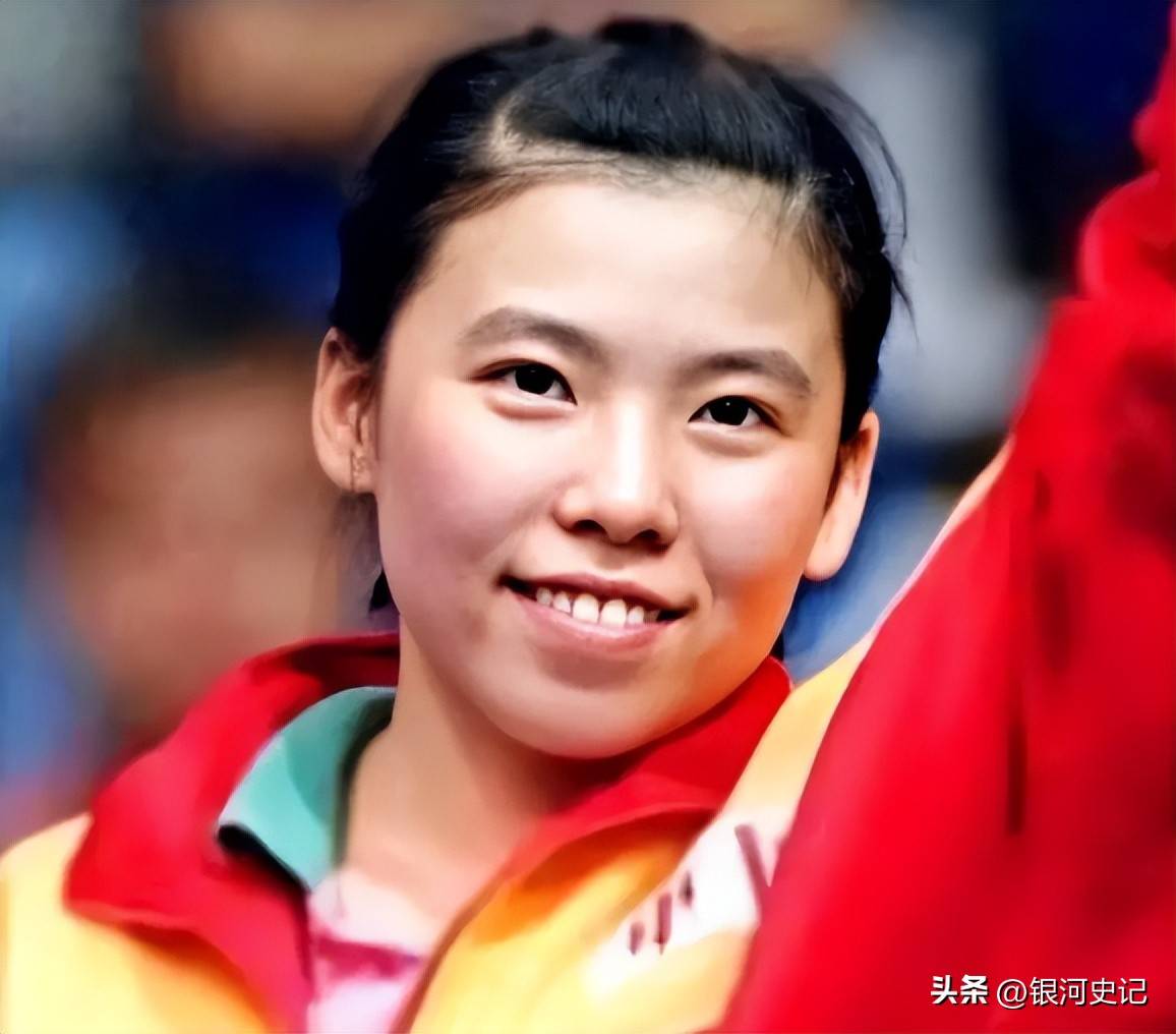 涉贪腐被带走、败光20亿、移民改国籍，邓亚萍身上的谣言太离谱