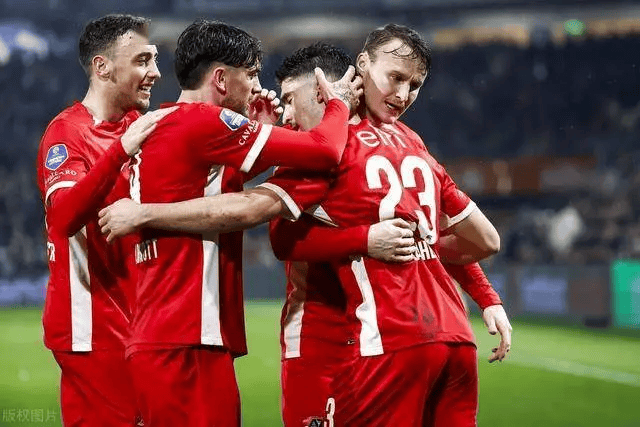 周日015 法甲 南特VS巴黎英超联赛免费高清直播+实时赛程+积分预测（2025赛季全覆盖）FC 比赛分析比分预测