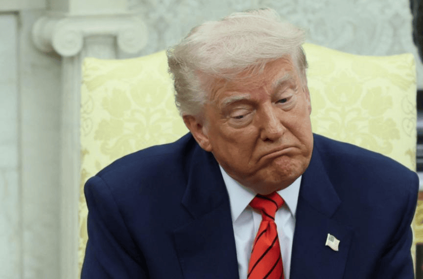 24小时内，中美两度爆发争端，解放军强硬反制美舰，我战区部队严阵以待