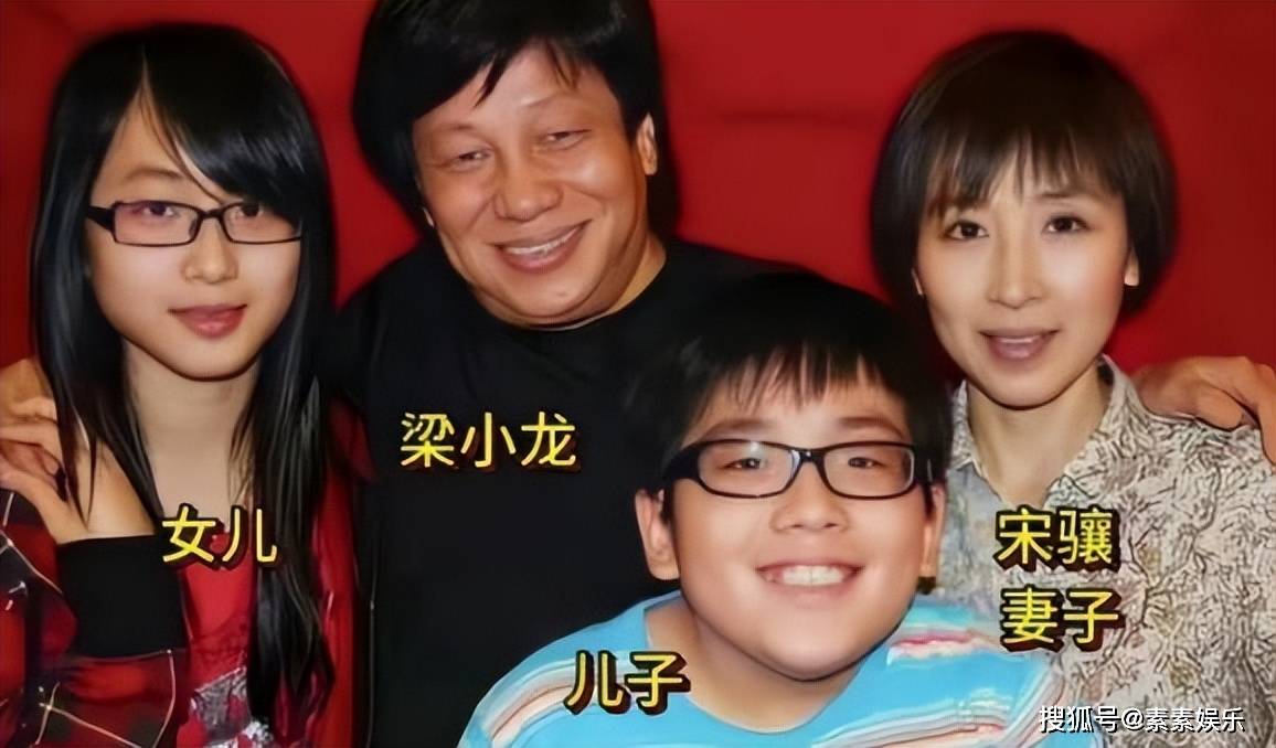 梁小龙妻子和徒弟发声明：证实梁小龙心肌梗塞抢救6小时离世