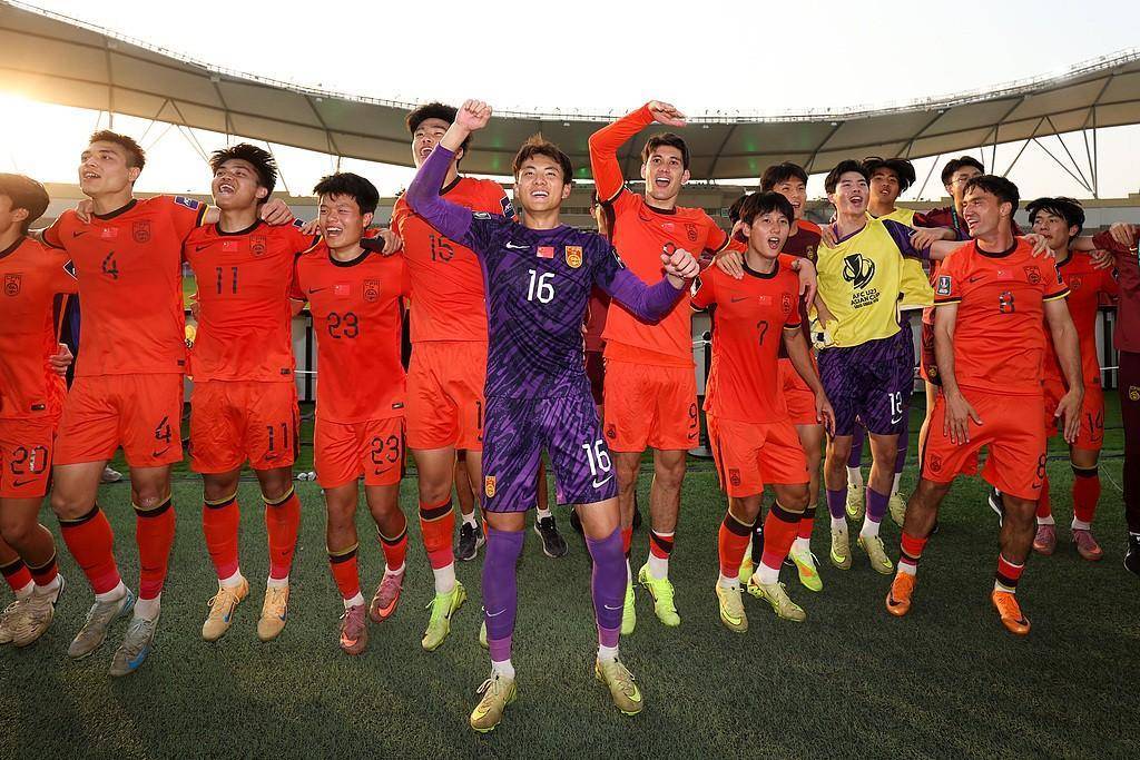 U23国足沙特吉达进决赛防反战术完胜越南！U23亚洲杯_亚洲杯直播_赛事直播LIVE