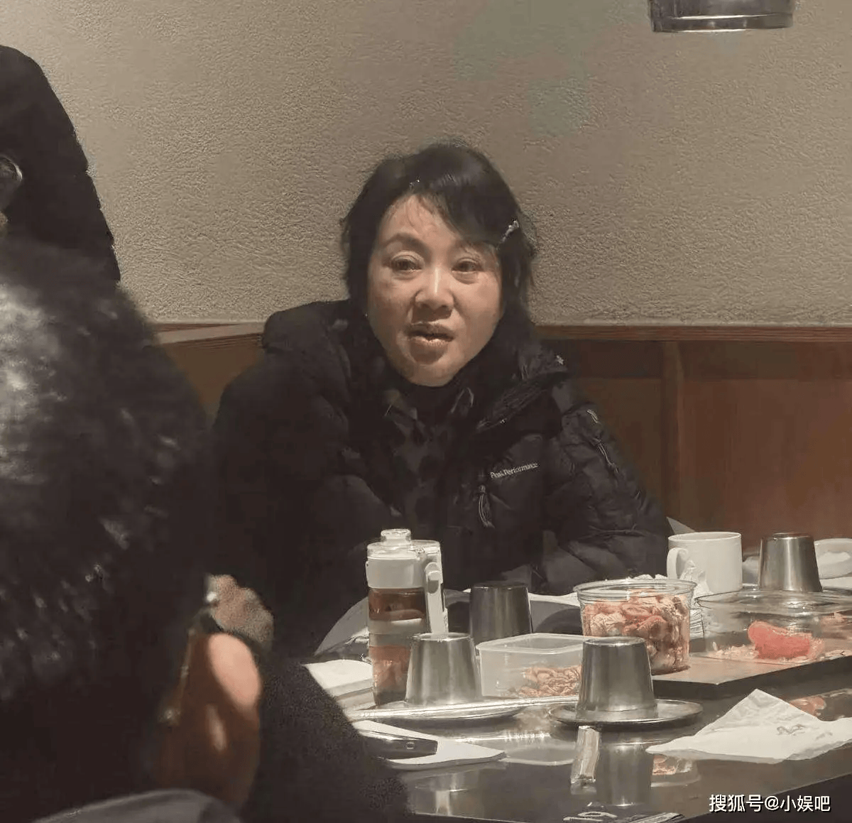 LoL赛事- LoL投注- 2025年最佳英雄联盟投注网站闫妮素颜吃火锅被拍眼袋厚重法令纹深真实状态引热议