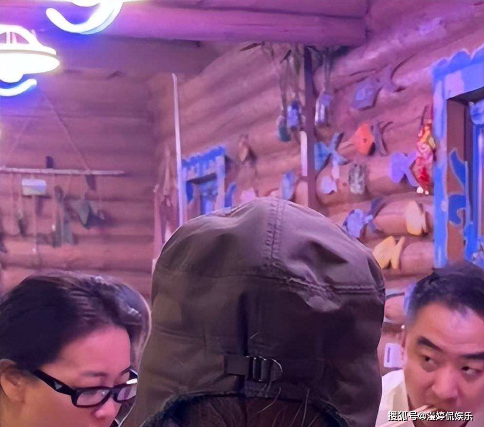 王晶没撒谎！退出春晚、和沈腾决裂，性格大变的贾玲 印证他说的话