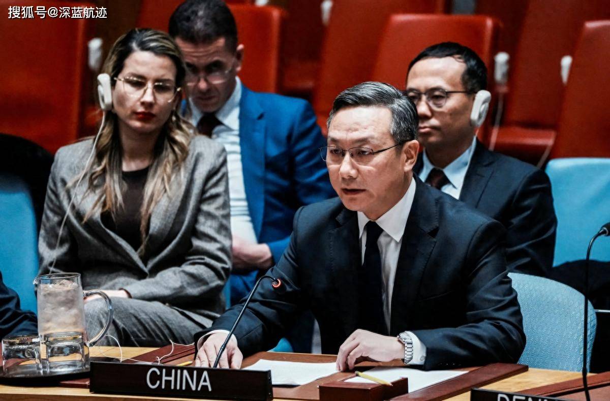 联合国爆发两场交锋，日本提出入常，遭中国一票否决