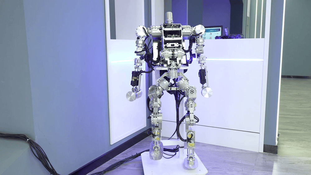 支点建设这一年·走进企业⑦丨科峰智能：冲击湖北机器人核心硬件