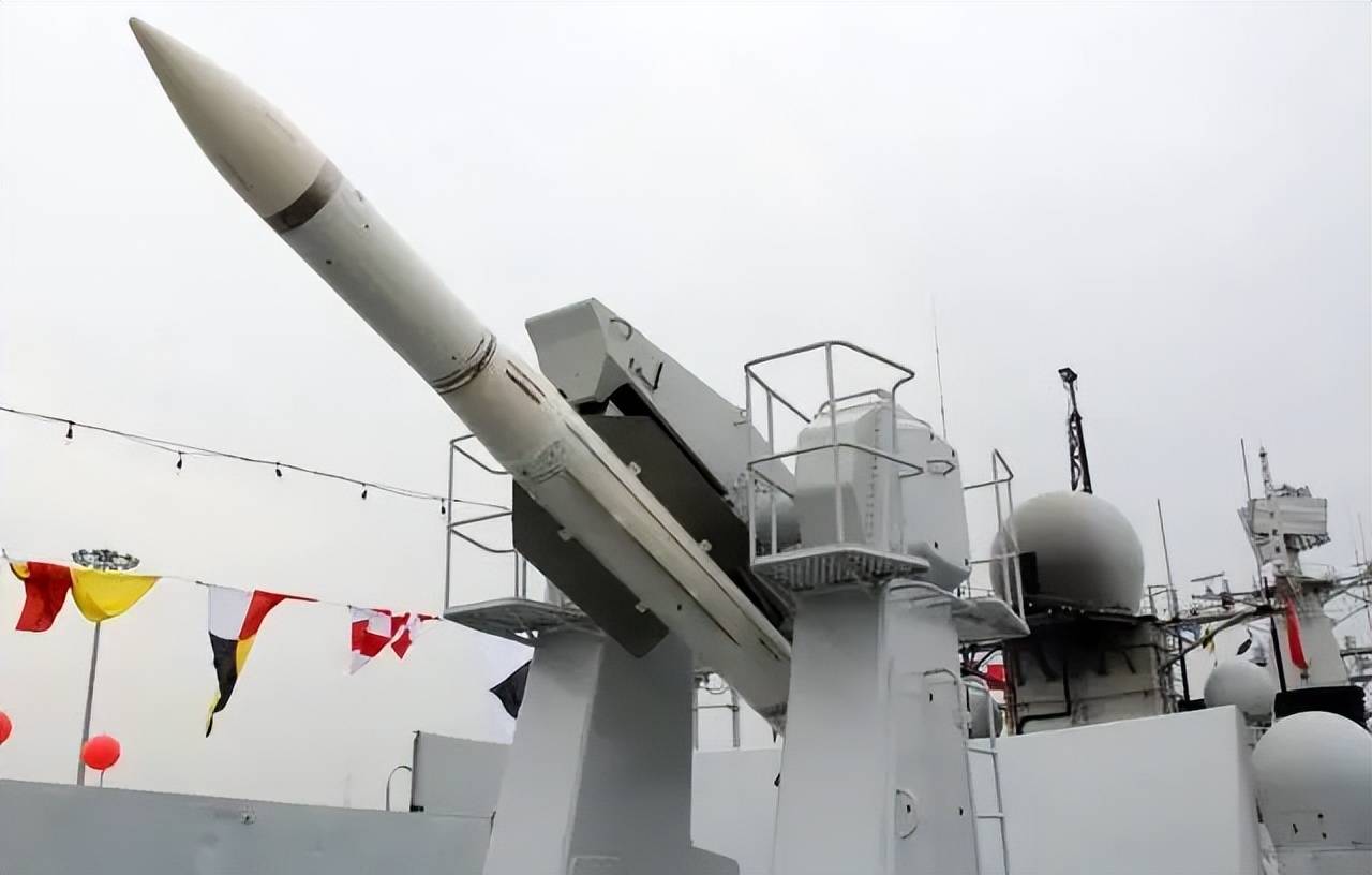 最后两艘“全蒸七子”开始改造！中国051C驱逐舰的传奇要落幕了？