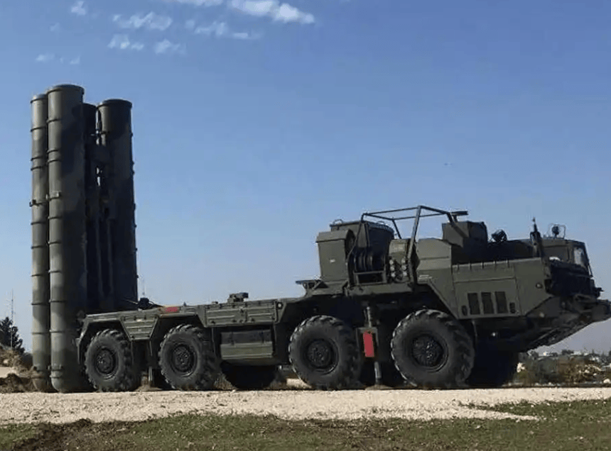 48小时3大暴击！俄军弹药库被端，80万桶原油遭劫，战争天平倾斜？